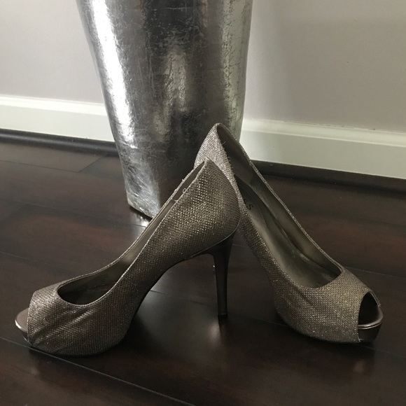 Guess Shoes - Guess Heels